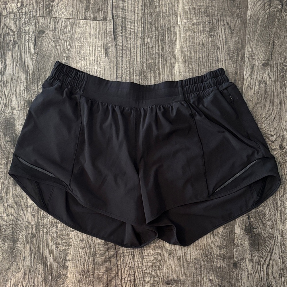 Lululemon Hotty Hot Shorts - Black - Size 12 Tall